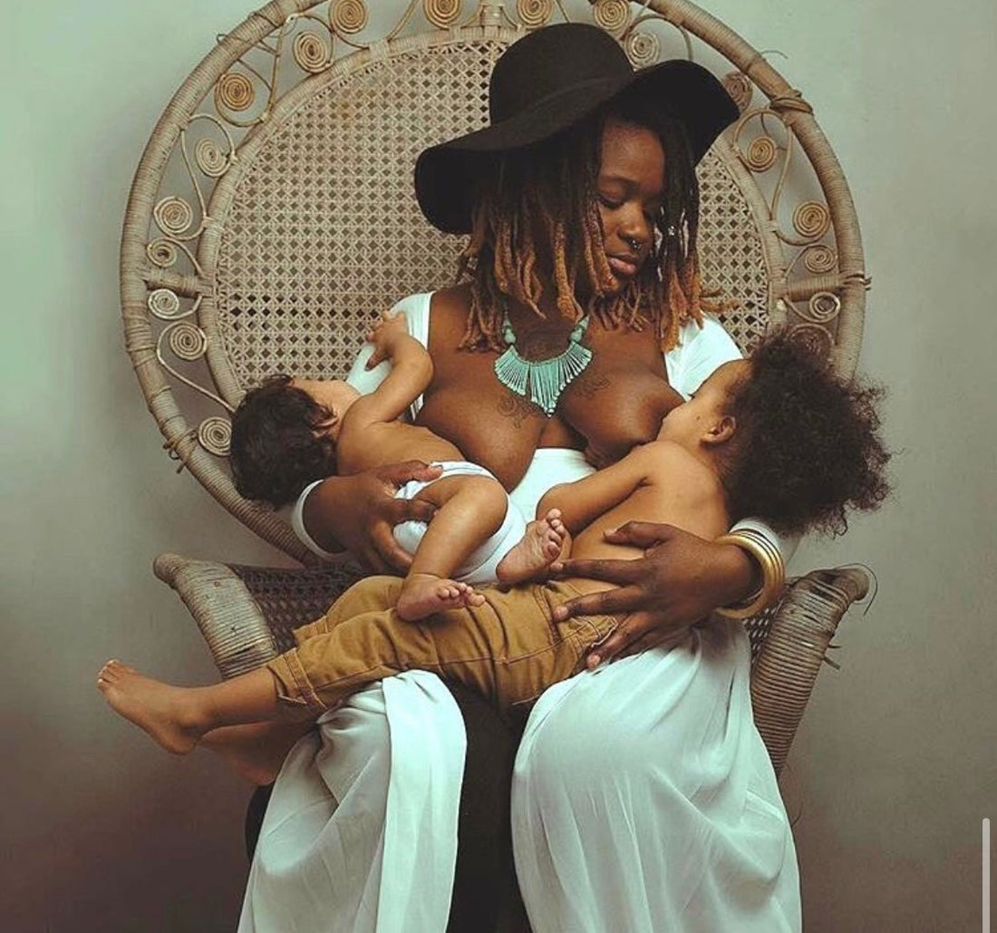 Episode 50 - Tandem Feeding with Midwife Amberley Harris - Lenny Rose