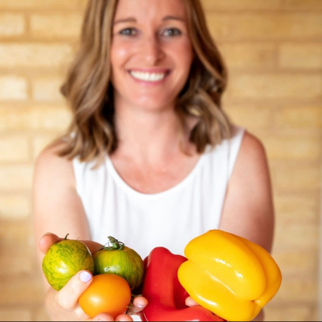 Episode 39 - Allergies, Intolerances, Eczema in young babies - causes, prevention + treatment with Jessica Donovan - Lenny Rose