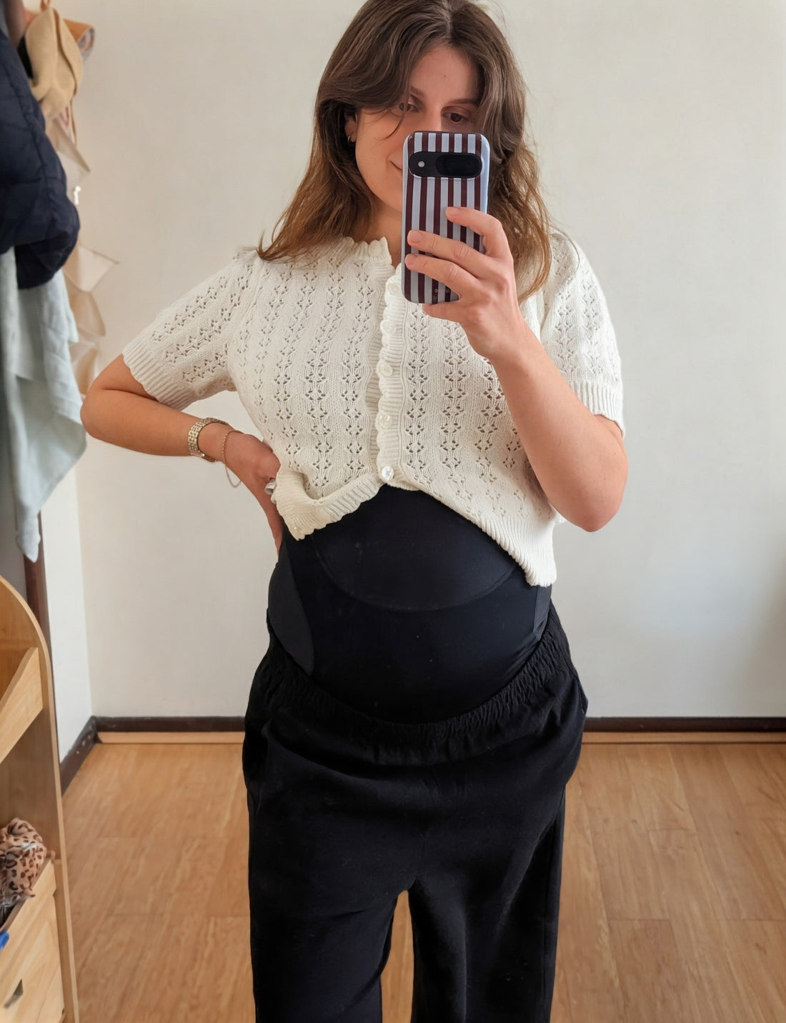 A FIRST TIME MOTHER’S GUIDE TO PICKING THE RIGHT MATERNITY LEGGINGS
