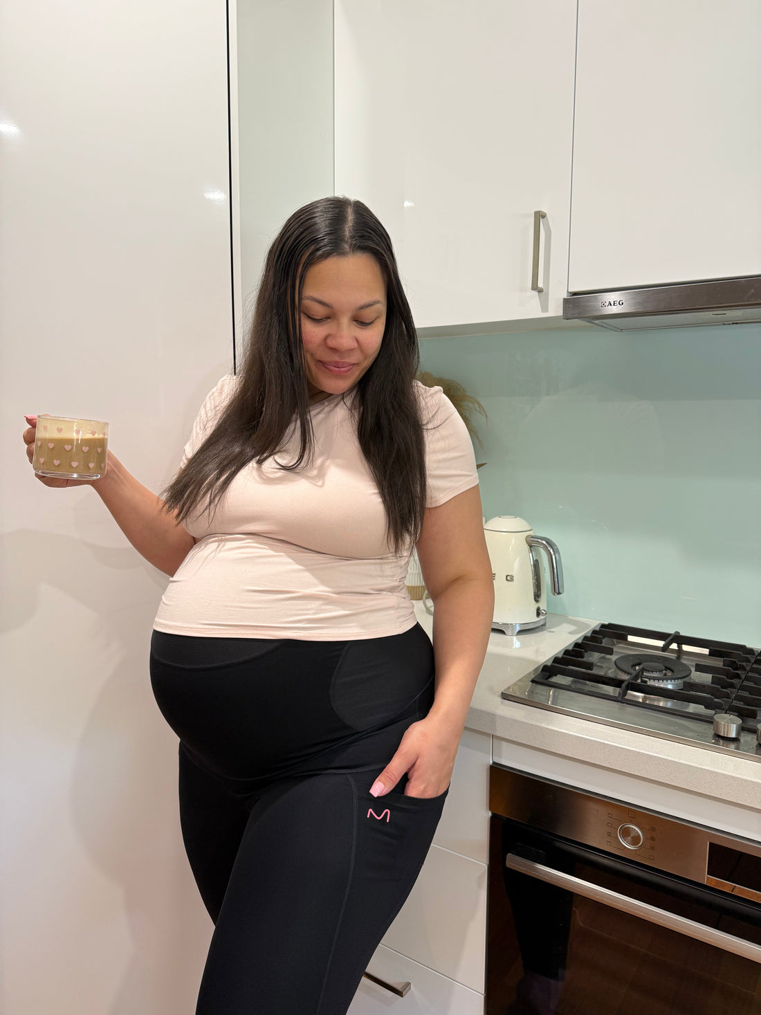A FIRST TIME MOTHER’S GUIDE TO BUYING MATERNITY BOTTOMS